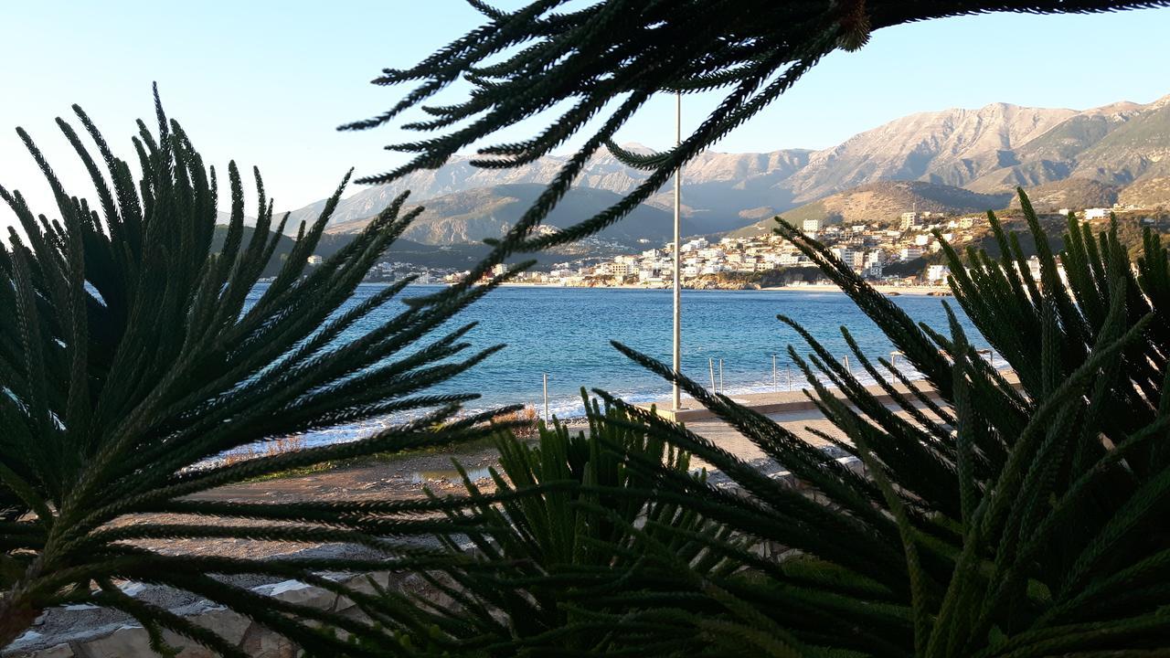 Castle Hotel Himare Exterior foto